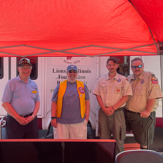 Chicago dentist volunteering with the Lions Club